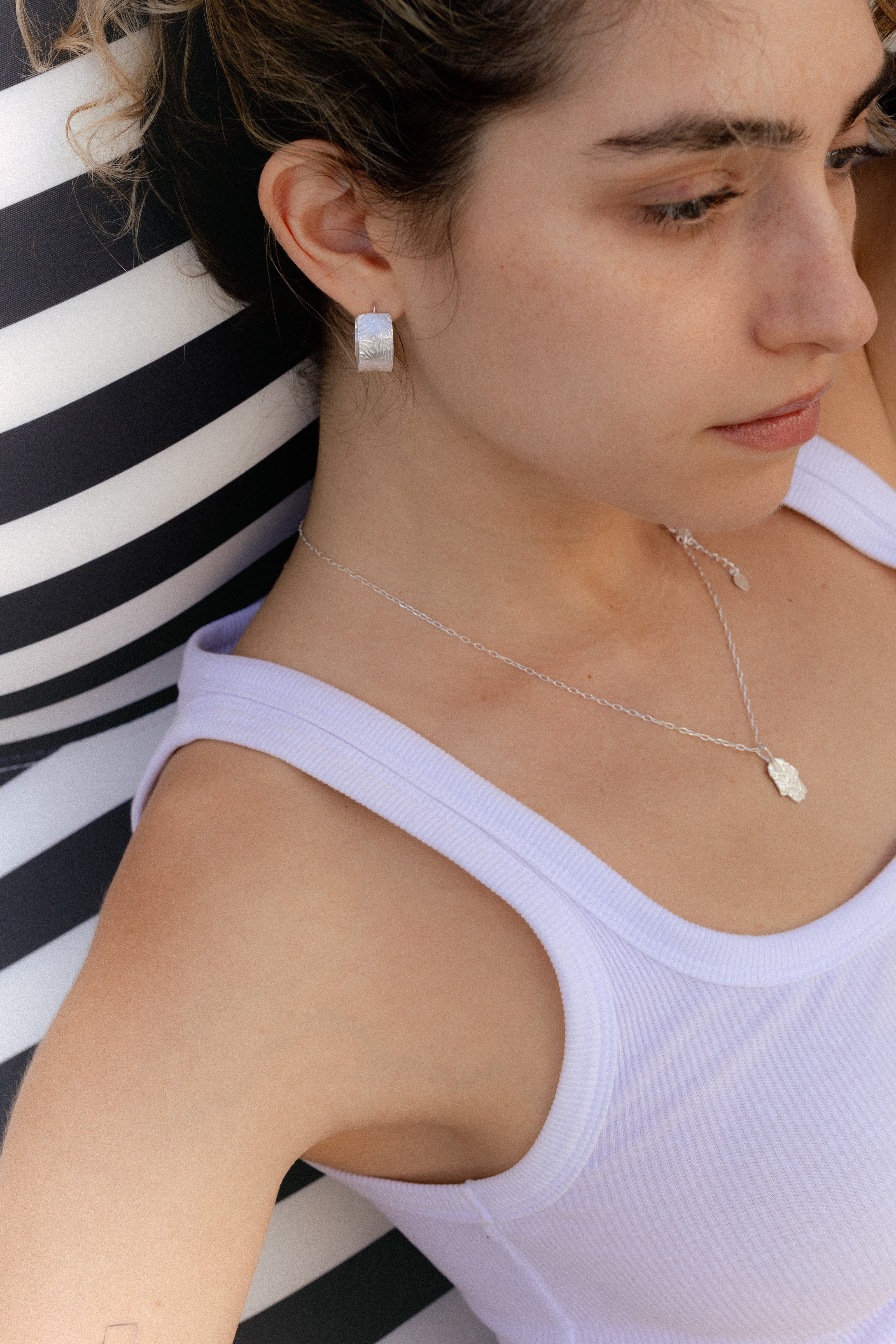 Roni wide earrings